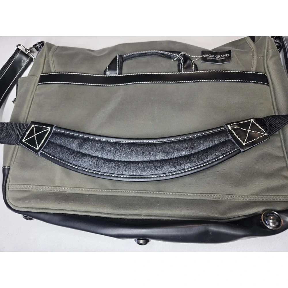 Vintage MGM GRAND Genuine Leather Laptop Travel Bag 20